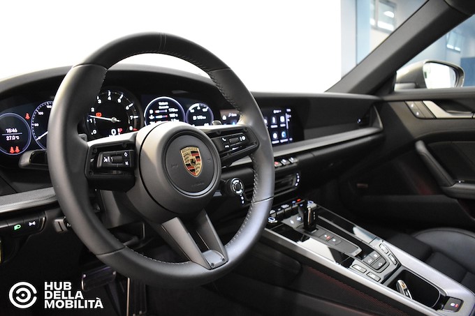 PORSCHE 911 Carrera S